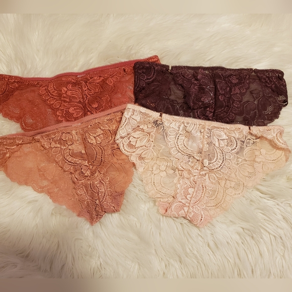 Lingerie - Picture 3 of 4